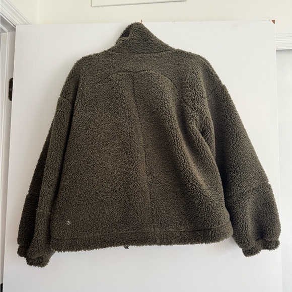lululemon athletica Olive Teddy Jacket - Picture 2 of 4